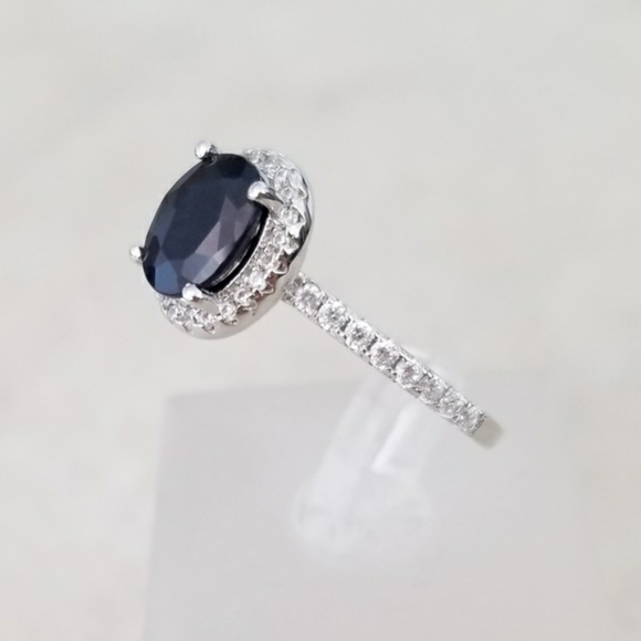 HOST PICK 💙 Sterling 1.5ct Natural Sapphire Ring - Picture 4 of 8